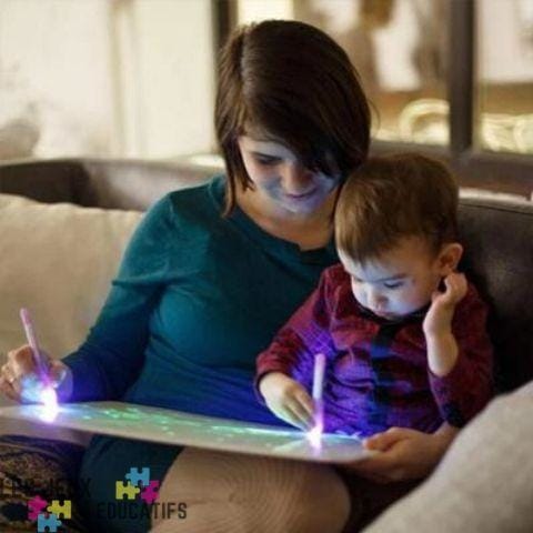 Tablette magique dessins lumineux à LED